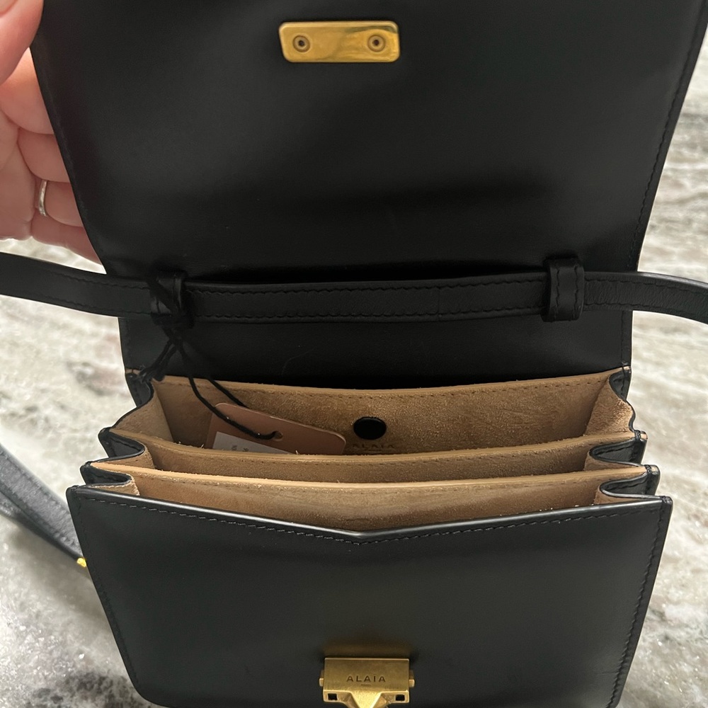 Alaïa small le papa leather shoulder bag